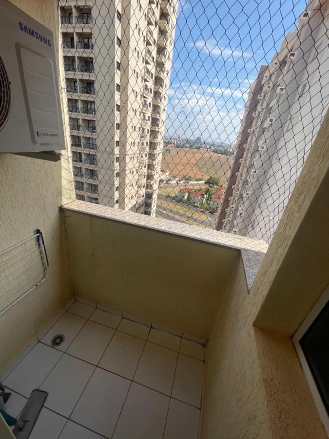 The Belluno Apartamento Completo E Aconchegante ฮิเบเราเปรโต ภายนอก รูปภาพ